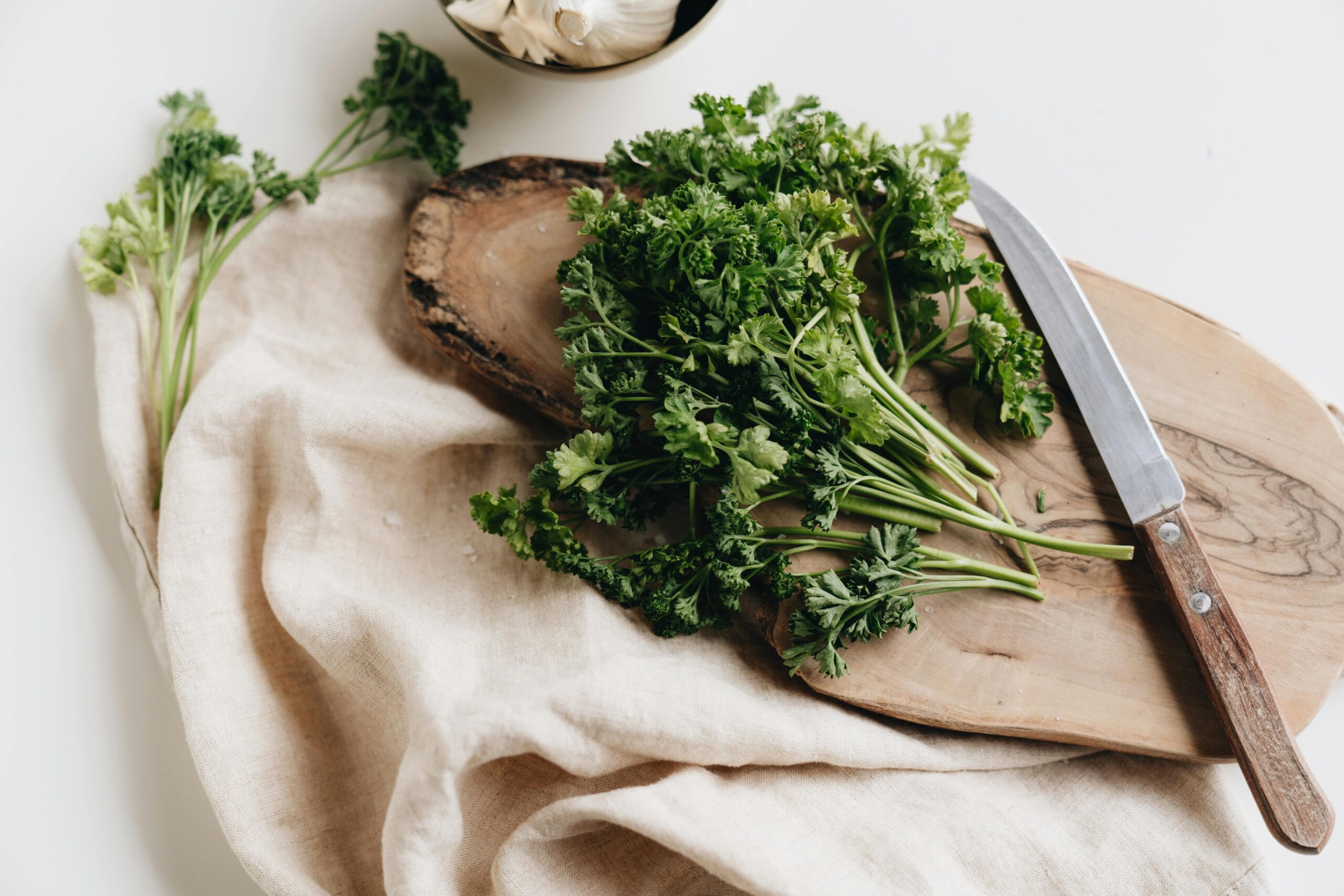 How to Freeze Fresh Parsley in Olive Oil