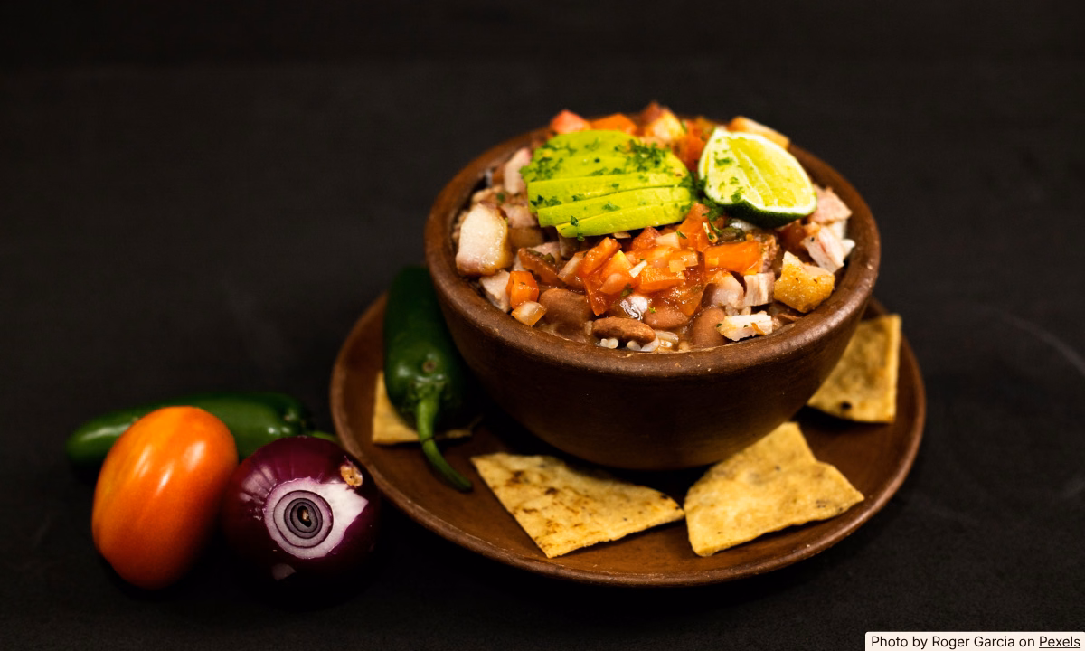 3-Ingredient Easy Black Bean Dip Recipe (5 Minutes, No Cooking)